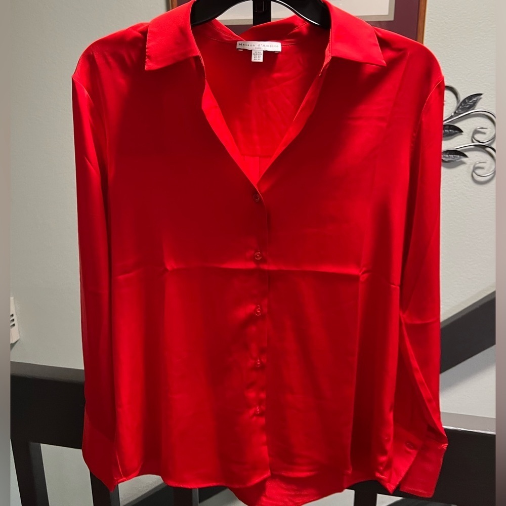 NWOT Elegant Red Long Sleeve Women's Top Size XS #036